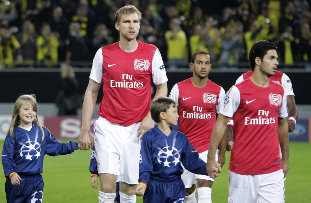 关于那不勒斯国际比赛日完成体检，志在荷甲名次提升，话题不断，年轻球员得到机会的信息