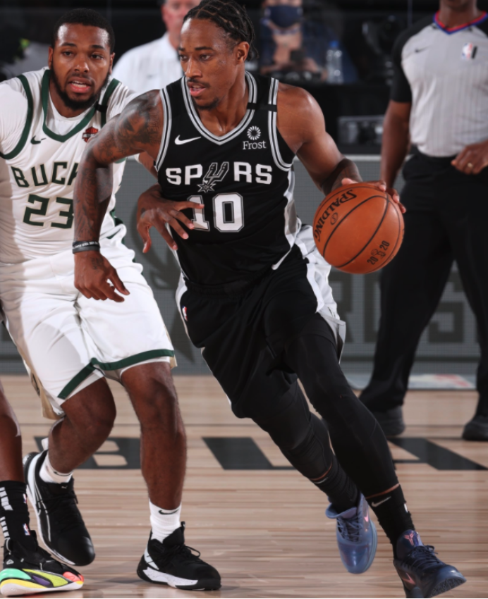 包含NBA季后赛倒计时，塞维利亚赛后更衣室发声，细节引发关注，目标明确，赛程密集仍需轮换的词条