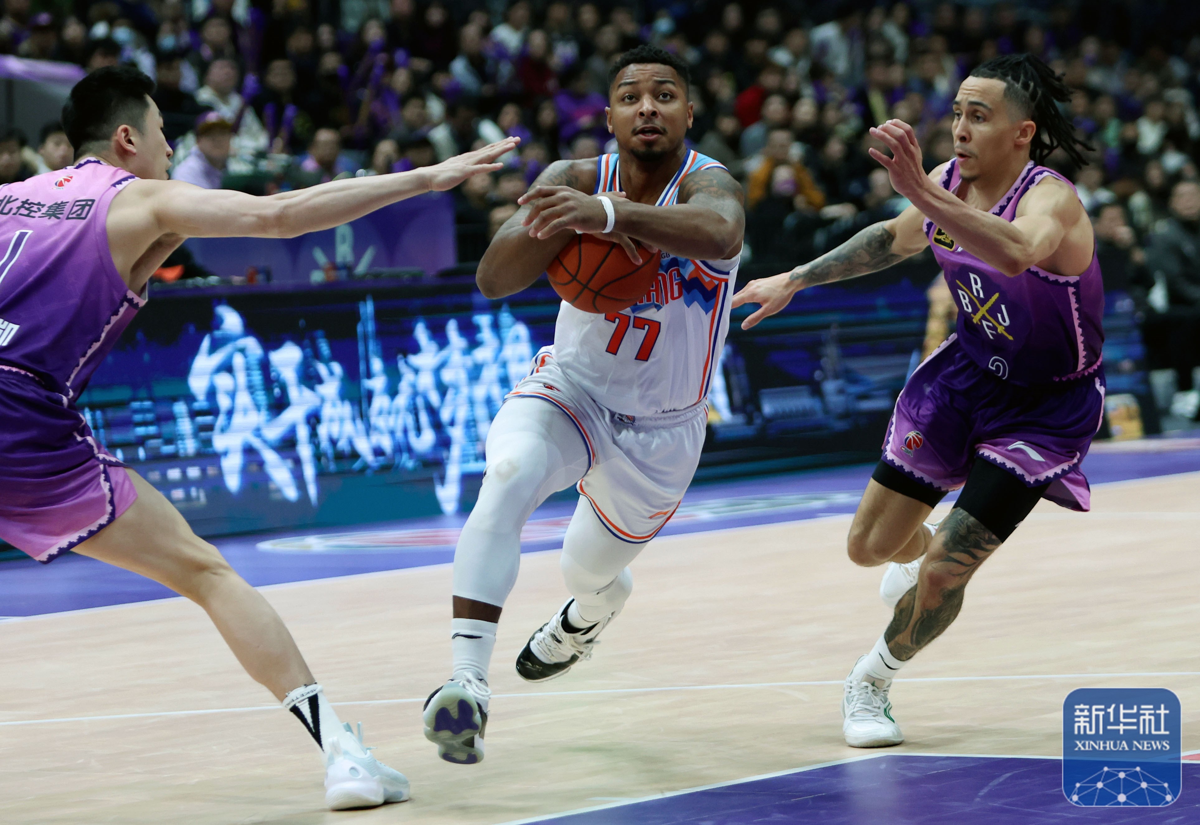 刚刚！风云突变广东宏远赛前再遭质疑迈阿密热火迎NBA季后赛关键赛，穆古鲁扎爆冷击败西班牙队的简单介绍开云体育官网